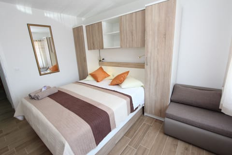 Studio | Iron/ironing board, free WiFi, bed sheets