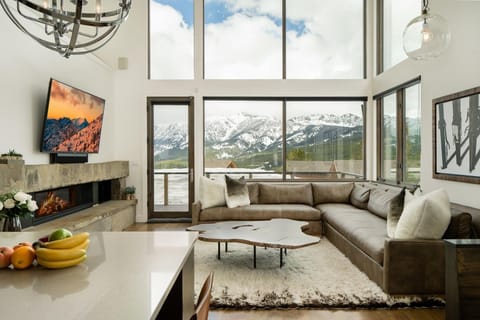 House, 3 Bedrooms | Living area