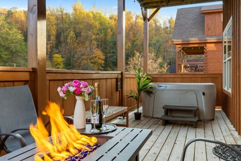Family Cabin | Balcony view