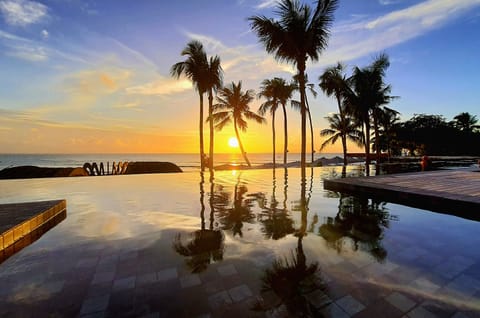 Indoor pool, outdoor pool, sun loungers