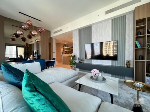Apartment (4 Bedrooms) | Front of property