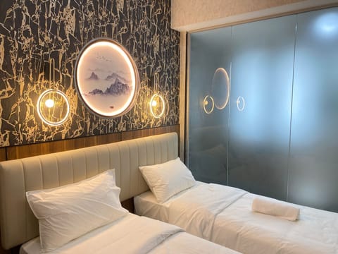 Deluxe Twin Room | Desk, soundproofing, WiFi (free), bed sheets