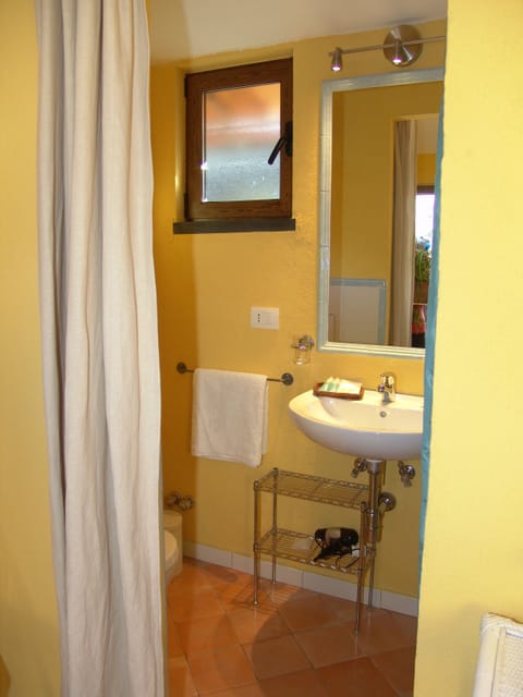 Chalet | Bathroom sink