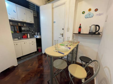 Apartment, 1 Bedroom, Smoking | Private kitchen