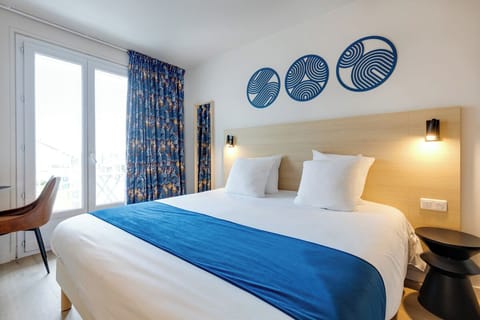 Comfort Double Room | Free WiFi, bed sheets