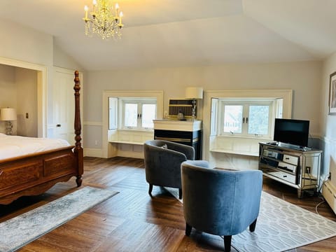 Standard Room | Iron/ironing board, free WiFi, bed sheets