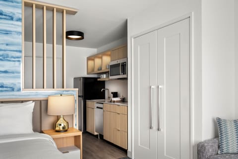 In-room safe, desk, laptop workspace, blackout drapes