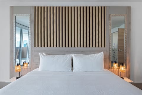 Premium bedding, minibar, in-room safe, soundproofing