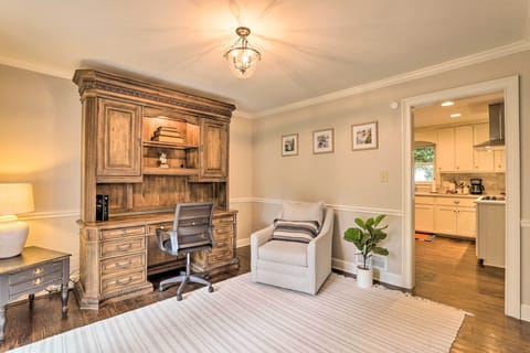 House (4 Bedrooms) | Interior