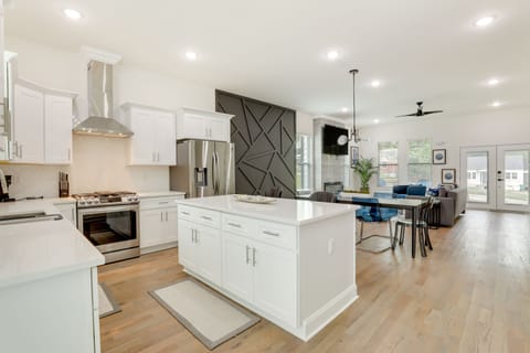 House (4 Bedrooms) | Interior
