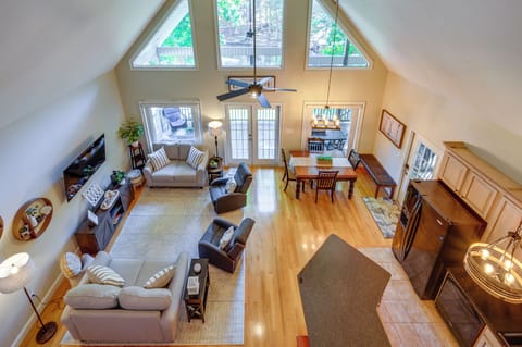 House (2 Bedrooms) | Interior