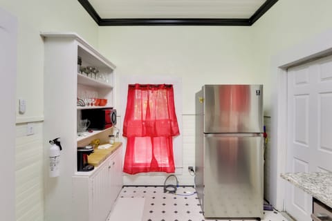 Cottage (2 Bedrooms) | Interior