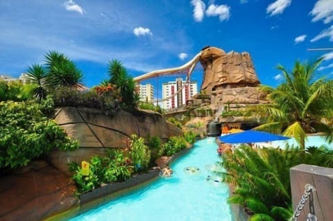 Suite | Pool | Outdoor pool, pool umbrellas, sun loungers