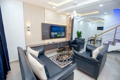 Business Apartment | Living area