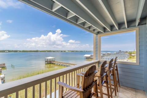Signature Condo, 2 Bedrooms, Balcony, Beach View | Balcony