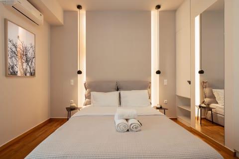 Exclusive Apartment | 3 bedrooms, in-room safe, individually decorated, individually furnished