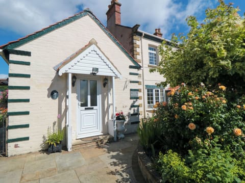Cottage | Exterior detail