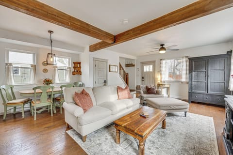 House (2 Bedrooms) | Interior