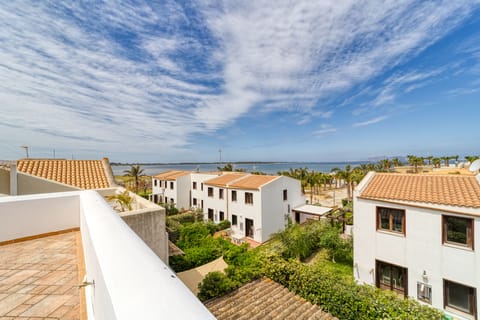 House, Partial Sea View | Water view