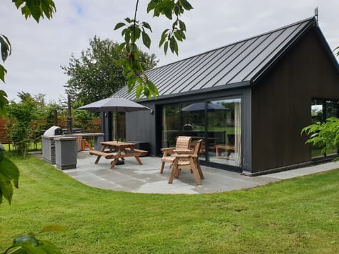 Cottage | Outdoor dining