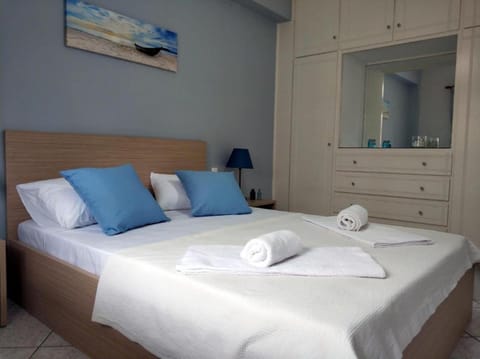 House, Smoking | 2 bedrooms