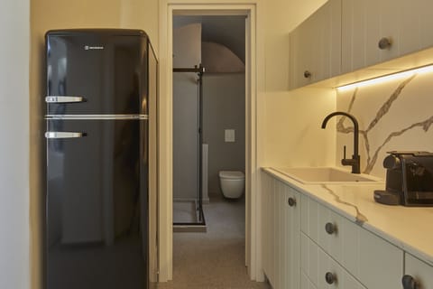 Lerion Villa with Heated Hydromassage Tub | Private kitchenette | Espresso maker, coffee/tea maker, electric kettle, toaster