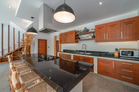 Fridge, microwave, stovetop, toaster