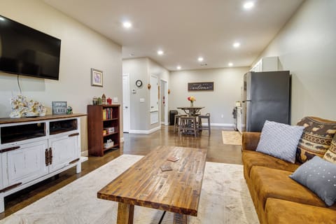 Apartment (1 Bedroom) | Interior