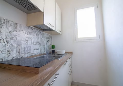 Classic Double Room, 1 Bedroom, Ensuite, Ground Floor | Private kitchen | Fridge, stovetop, espresso maker, coffee/tea maker