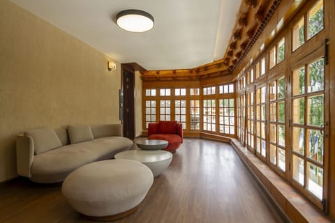 Executive Room | Living area