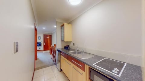 Executive Single Room | Desk, blackout drapes, soundproofing, free WiFi