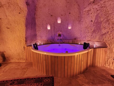 Premium Double Room | Jetted tub