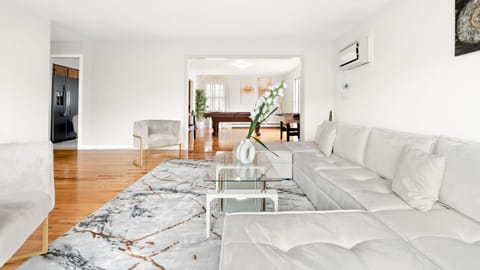 House | Living area