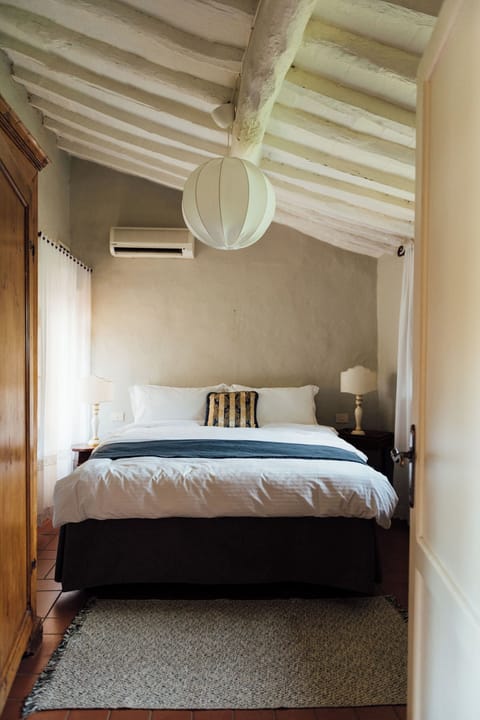 Standard Apartment, Pool View | Premium bedding, down comforters, individually decorated