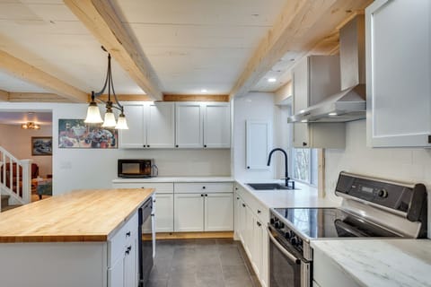 House (2 Bedrooms) | Interior