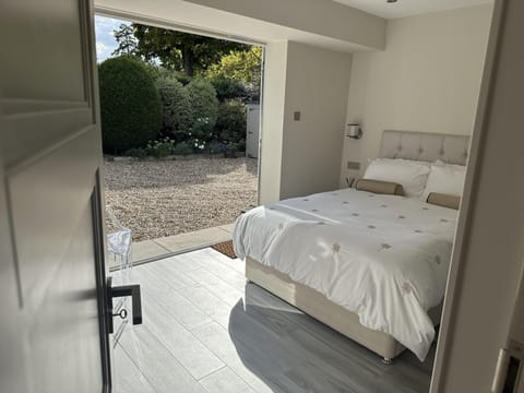 Apartment | 1 bedroom, iron/ironing board, free WiFi, bed sheets