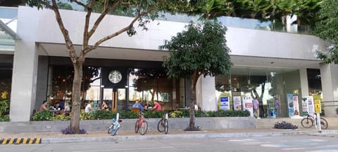 Coffee shop