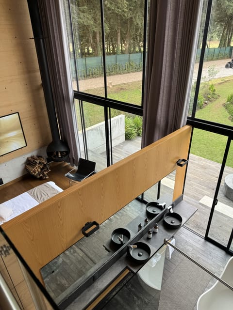 Deluxe Cabin, 1 Bedroom, Garden View | Bathroom | Separate tub and shower, deep soaking tub, free toiletries, hair dryer