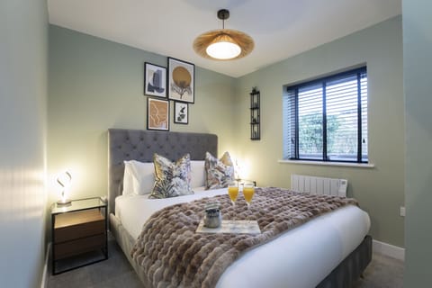Apartment | Individually decorated, individually furnished, laptop workspace