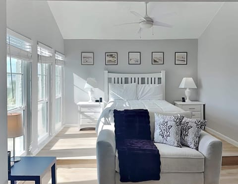 Condo (2 Bedrooms) | Property amenity