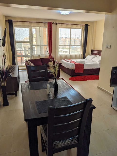 Deluxe Studio | Desk, iron/ironing board, free WiFi