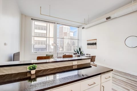 Apartment | Private kitchen | Fridge, microwave, oven, stovetop