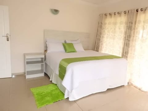 Individually furnished, desk, laptop workspace, free WiFi