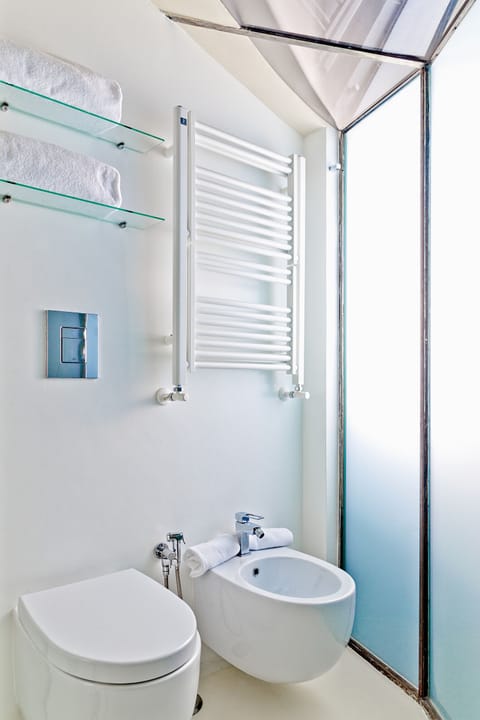 Superior Room | Bathroom