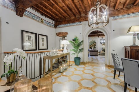 Apartment | 6 bedrooms