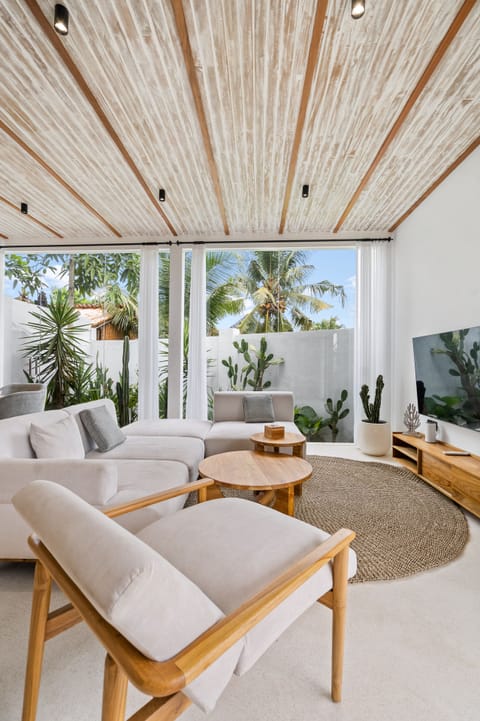 Villa | Living area | Flat-screen TV