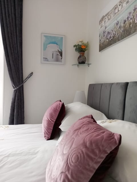 Superior Double Room, Ensuite | Egyptian cotton sheets, premium bedding, individually decorated