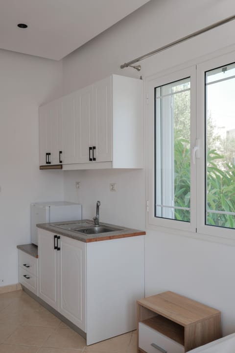 Family Room, Balcony | Hypo-allergenic bedding, desk, soundproofing, free WiFi