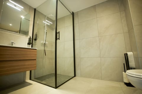 Family Room | Bathroom | Towels