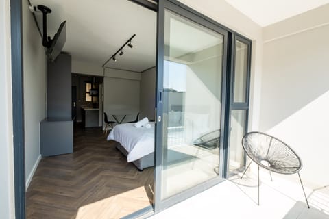 Superior Room | Desk, laptop workspace, soundproofing, free WiFi